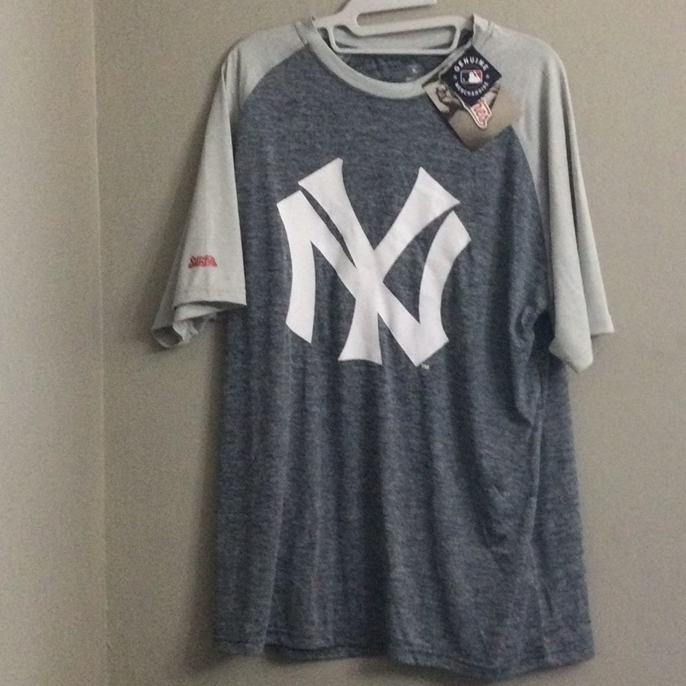 New Men’s New York Yankee Raglan Short Sleeve Baseball Shirt